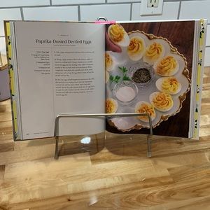 Recipe book holder